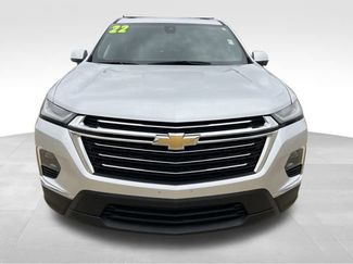 Used 2022 Chevrolet Traverse LT video 3