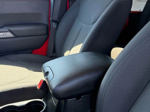 Used 2016 Jeep Wrangler Unlimited Sport w/ Quick Order Package 24S image 30