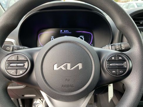 Used 2024 Kia Soul LX w/ Option Group 015 image 14