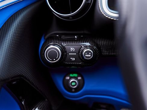 Used 2023 Ferrari 812 GTS RWD image 92