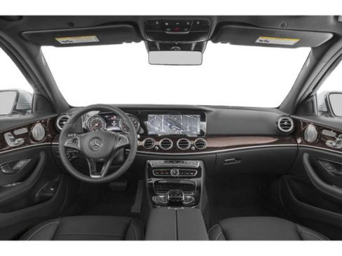 Used 2017 Mercedes-Benz E 300 image 8