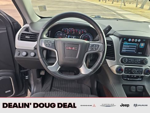Used 2020 GMC Yukon XL SLE w/ Enhanced Driver Alert Package image 14