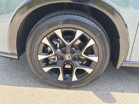 Used 2026 Honda HR-V EX-L image 11