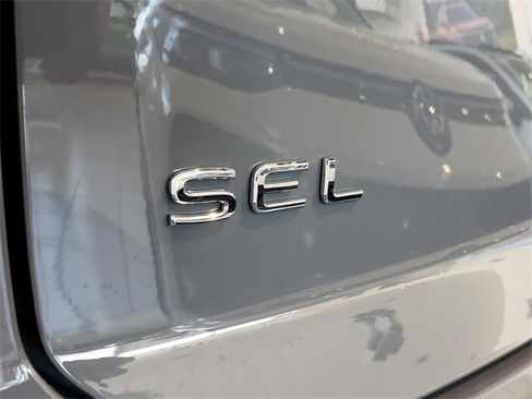 New 2025 Volkswagen Atlas Cross Sport SEL Premium R-Line image 10