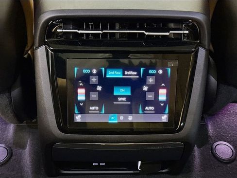 New 2025 Cadillac Escalade IQ Luxury 2 AWD/4WD image 14