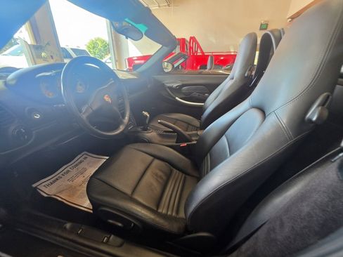 Used 2002 Porsche Boxster S RWD image 13