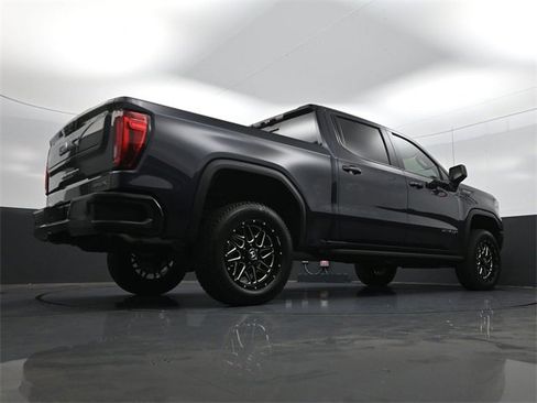 Used 2024 GMC Sierra 1500 AT4X image 31