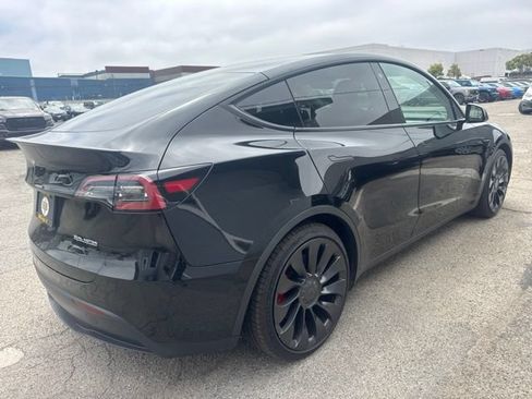 Used 2022 Tesla Model Y Performance AWD/4WD image 5