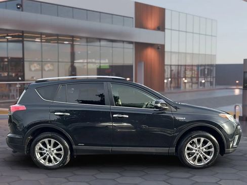 Used 2016 Toyota RAV4 Limited image 4