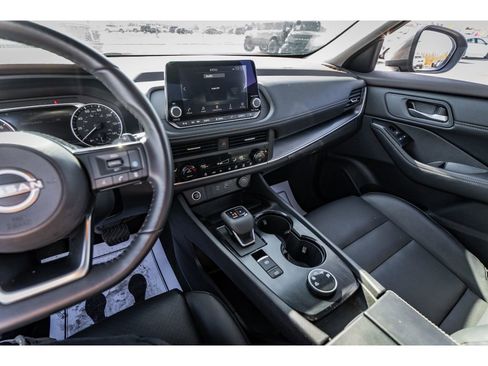 Used 2023 Nissan Rogue SV w/ SV Premium B Package image 15