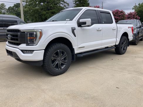 Used 2021 Ford F150 Lariat w/ Equipment Group 502A High AWD/4WD image 2