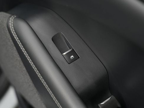 Used 2023 Ford Mustang Mach-E Premium AWD/4WD image 40