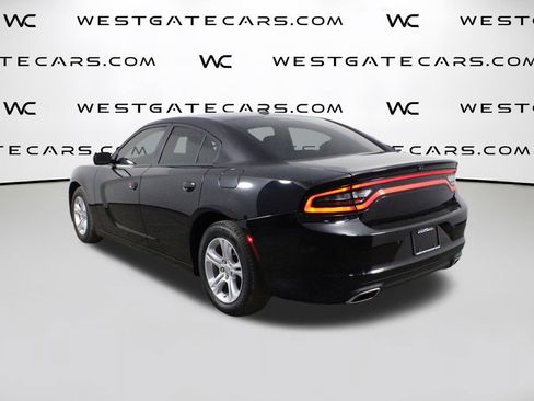 Used 2022 Dodge Charger SXT image 5
