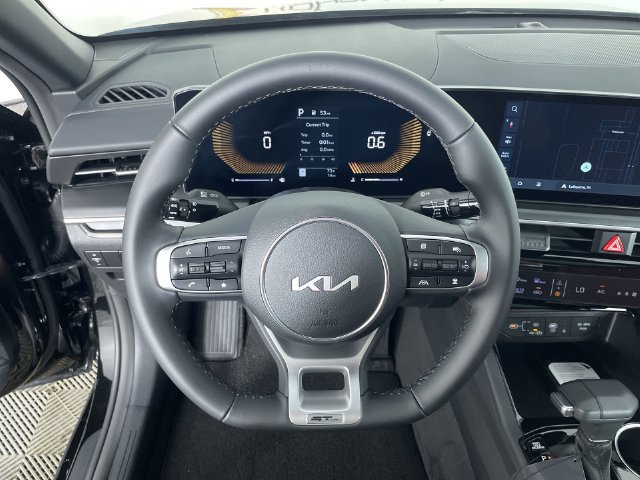 New 2026 Kia K5 GT-Line w/ GT-Line Premium Package FWD image 27