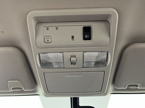Used 2018 Nissan Titan Platinum Reserve RWD image 29