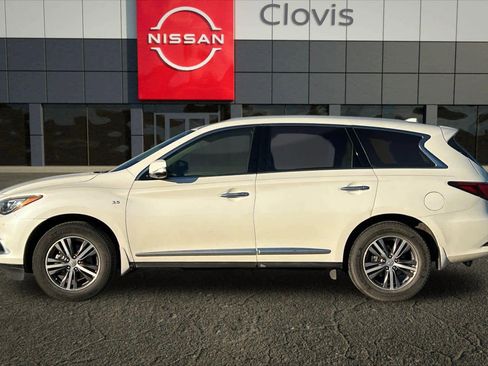 Used 2019 INFINITI QX60 Luxe w/ Essential Package image 6