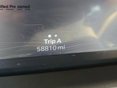 Certified 2023 Jeep Grand Cherokee Laredo AWD/4WD image 12
