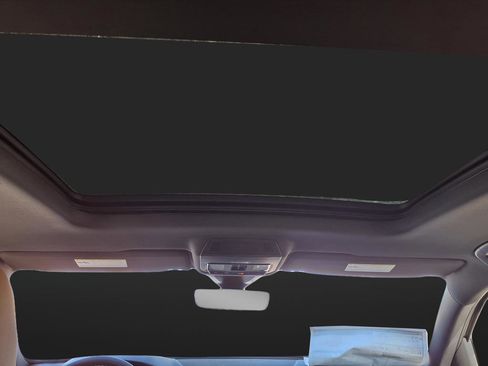 New 2026 Volkswagen Atlas Cross Sport SE image 19