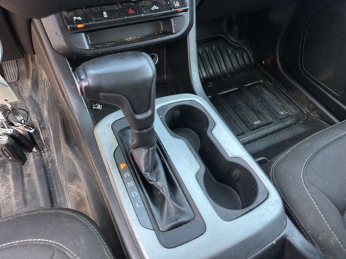 Used 2021 Chevrolet Colorado LT w/ Fleet Safety Package RWD image 25