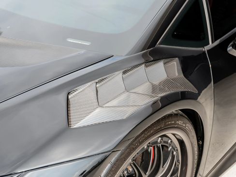 Used 2024 Lamborghini Huracan Tecnica image 32