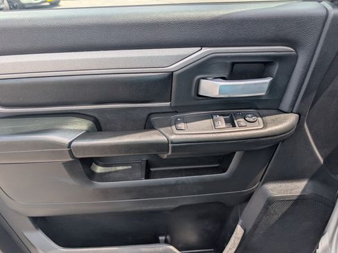 Used 2019 RAM 2500 Tradesman AWD/4WD image 13