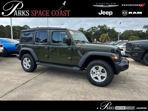 Used 2022 Jeep Wrangler Unlimited Sport AWD/4WD image 1