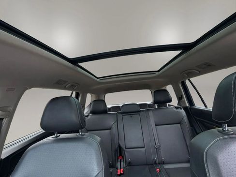 Used 2021 Volkswagen Atlas SE w/ Panoramic Sunroof Package FWD image 15