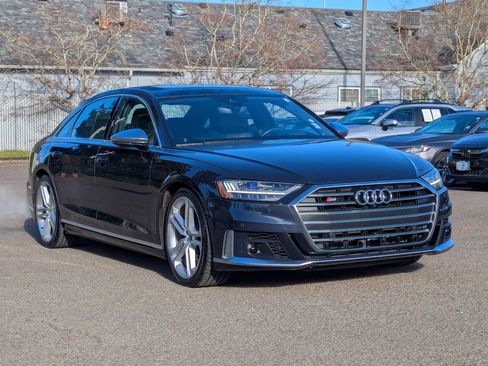Used 2020 Audi S8 L w/ Full Leather Package image 7