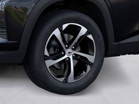 New 2026 Chevrolet Trax RS FWD image 9