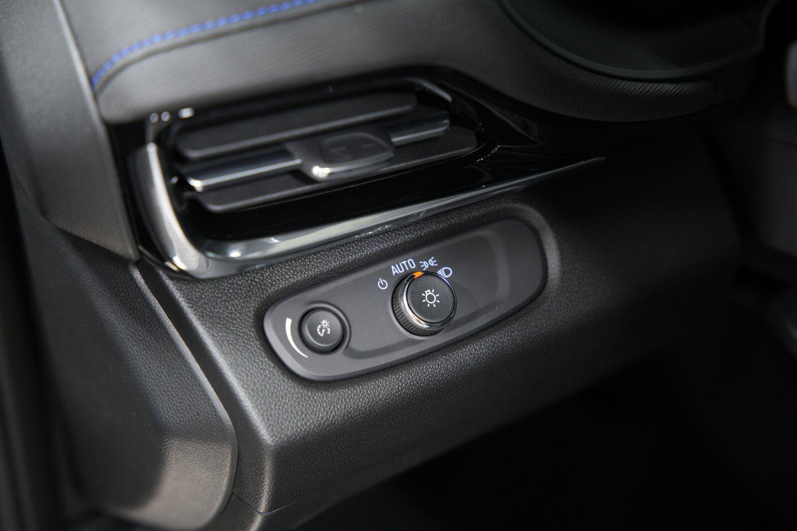 New 2026 Buick Envista Sport Touring FWD image 36