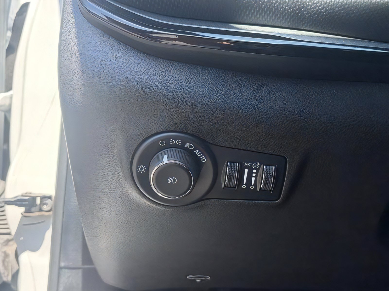 Certified 2024 Jeep Compass Trailhawk AWD/4WD image 28