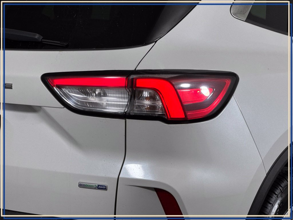 Used 2020 Ford Escape SE AWD/4WD image 9