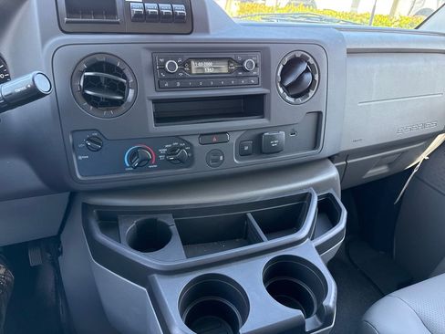 New 2026 Ford E-350 and Econoline 350 Super Duty w/ Power Equipment Group image 9