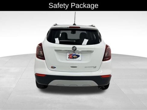 Certified 2022 Buick Encore Preferred w/ Safety Package image 5