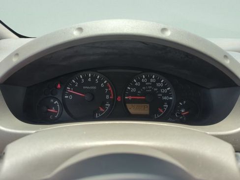 Certified 2017 Nissan Frontier SV RWD image 41