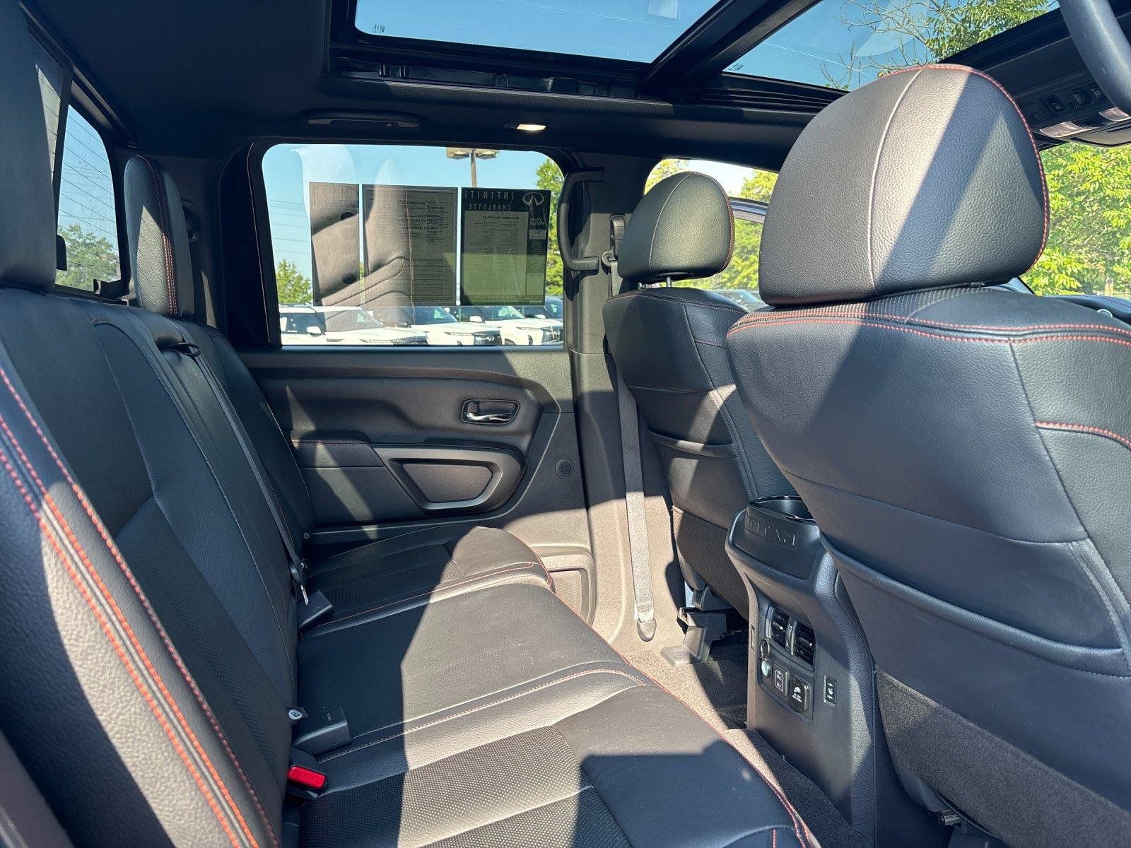 Used 2024 Nissan Titan PRO-4X w/ Pro-4x Convenience Package AWD/4WD image 37