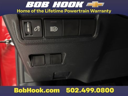 Used 2024 Toyota Corolla Cross XLE image 11