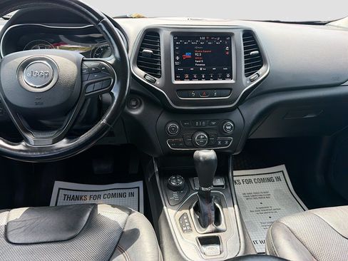 Used 2021 Jeep Cherokee Trailhawk w/ Sun, Sound & Nav Group AWD/4WD image 19