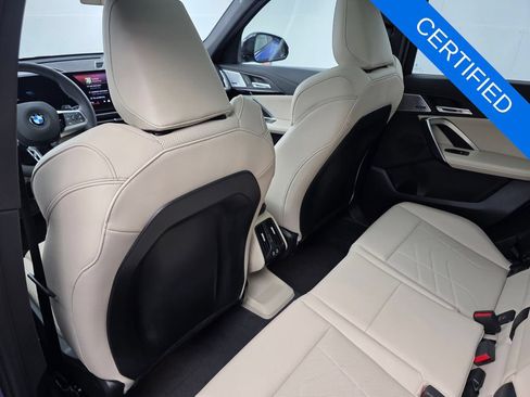 Used 2025 BMW X1 xDrive28i w/ M Sport Package AWD/4WD image 15