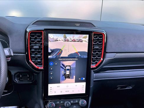 Used 2025 Ford Ranger Raptor image 27