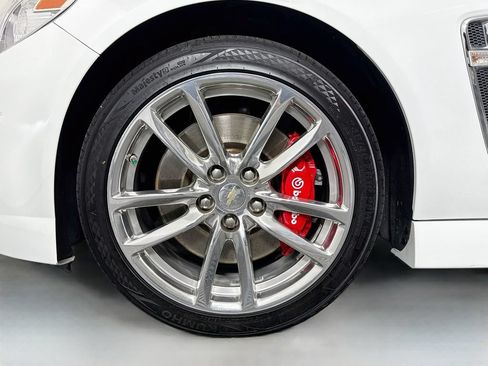 Used 2016 Chevrolet SS RWD image 40