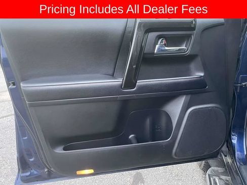 Used 2019 Toyota 4Runner TRD Off-Road AWD/4WD image 17