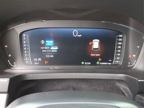 Used 2025 Honda Pilot Elite image 22