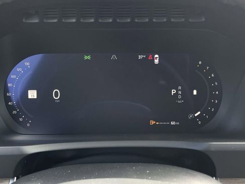 New 2026 Volvo XC90 B6 Plus w/ Protection Package Premier image 14