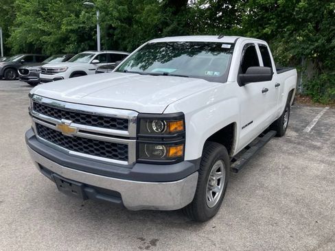 Used 2014 Chevrolet Silverado 1500 W/T RWD image 3