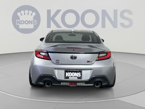 Used 2025 Toyota GR86 Premium w/ Performance Package RWD image 10