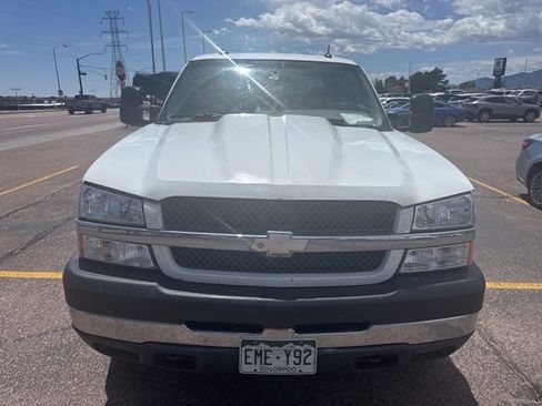 Used 2003 Chevrolet Silverado 2500 LT w/ Skid Plate Package AWD/4WD image 2