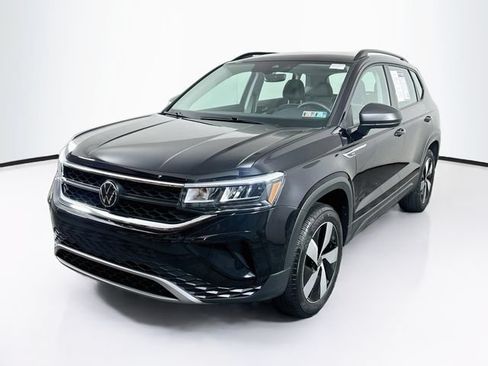 Certified 2024 Volkswagen Taos S AWD/4WD image 4