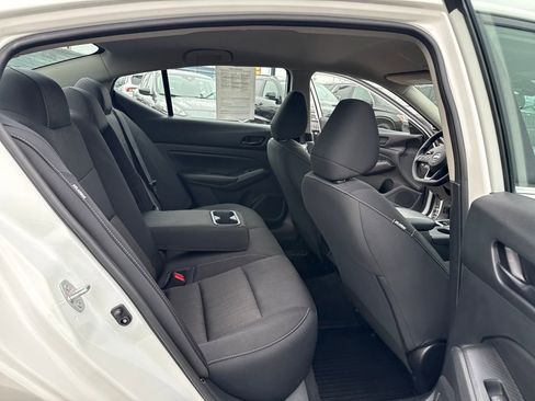 Used 2024 Nissan Altima 2.5 S image 57