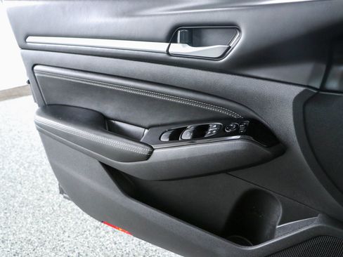 Used 2021 Nissan Altima 2.5 SL FWD image 22